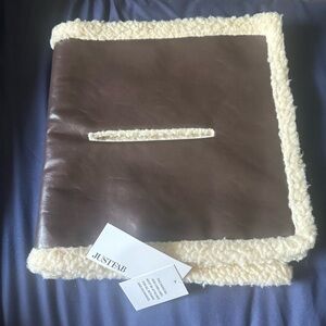 JustFab Cream and Blue Blanket